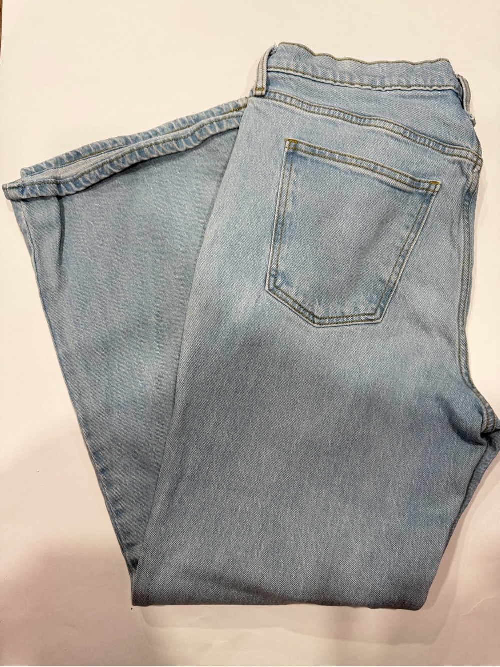 Universal Thread Light Blue Wide-Leg Jeans